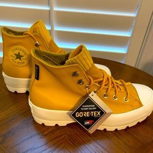 New GOLD - Converse CTAS LUGGED WINTER HI